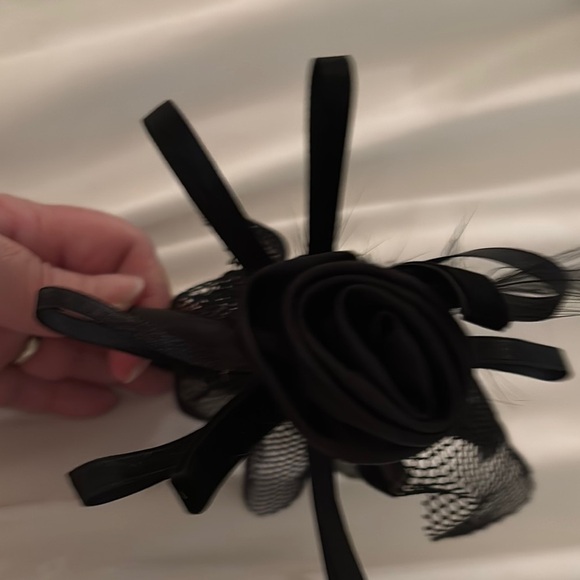 Lot of 4 Black Women's Hair Accessories - Picture 5 of 5